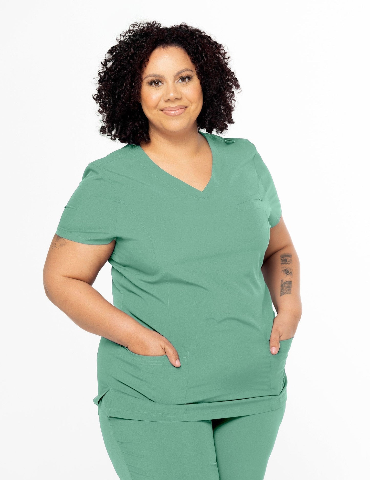 CSCRUBS COMFORT COLLECTION V-NECK TOP | COMFORT WT3 (SIZE: 2X-3X)